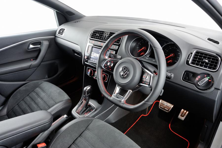  Volkswagen Polo GTi 2015 года  (ZA) (фото 11 из 22)
